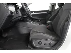 Volkswagen Golf thumbnail 23