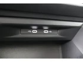 Volkswagen Golf thumbnail 39