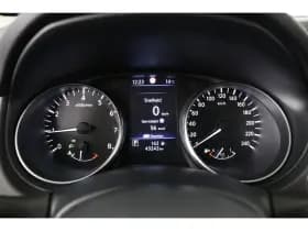 Nissan Qashqai thumbnail 18