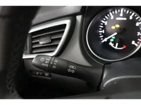 Nissan Qashqai thumbnail 37