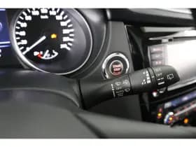 Nissan Qashqai thumbnail 38