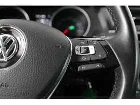 Volkswagen Tiguan thumbnail 33