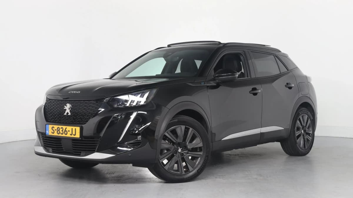 Peugeot e-2008 — foto 1