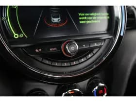 MINI Cabrio thumbnail 39