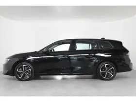 Opel Astra Sports Tourer thumbnail 2