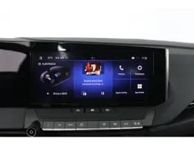 Opel Astra Sports Tourer thumbnail 11