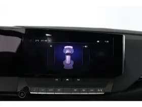 Opel Astra Sports Tourer thumbnail 12