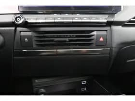 Opel Astra Sports Tourer thumbnail 38