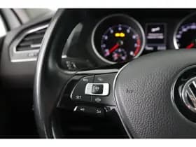Volkswagen Tiguan thumbnail 36