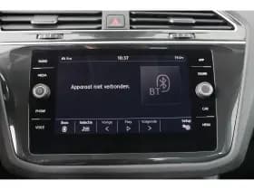 Volkswagen Tiguan thumbnail 40