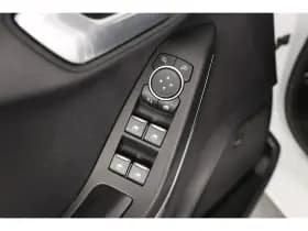 Ford Fiesta thumbnail 25