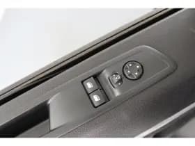 Opel Vivaro thumbnail 25