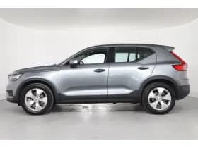 Volvo XC40 thumbnail 2