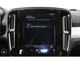 Volvo XC40 thumbnail 23