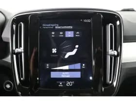 Volvo XC40 thumbnail 32