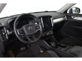 Volvo XC40 thumbnail 5