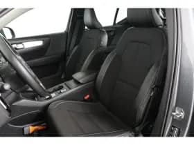 Volvo XC40 thumbnail 6