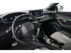Peugeot e-2008 thumbnail 6