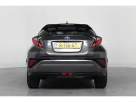 Toyota C-HR thumbnail 3