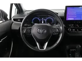 Toyota Corolla thumbnail 16
