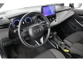 Toyota Corolla thumbnail 5