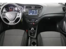 Hyundai i20 thumbnail 4