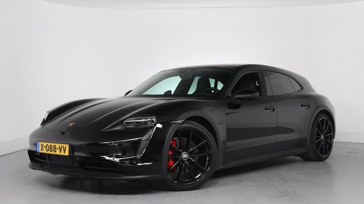 Porsche Taycan — foto 1