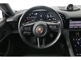 Porsche Taycan thumbnail 5