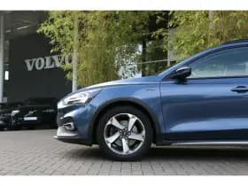 Ford Focus thumbnail 18