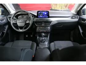 Ford Focus thumbnail 3
