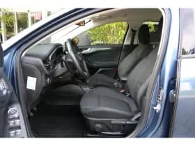 Ford Focus thumbnail 5