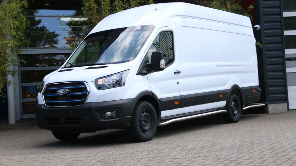 Ford E-Transit — foto 1