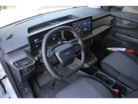 Ford E-Transit Courier thumbnail 10