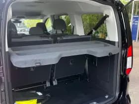 Ford Tourneo Connect thumbnail 21