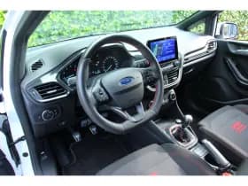 Ford Fiesta thumbnail 4