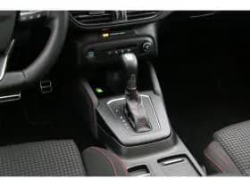Ford Focus thumbnail 18