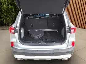 Ford Kuga thumbnail 8