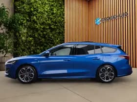 Ford Focus thumbnail 3