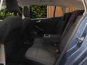 Ford Focus thumbnail 6