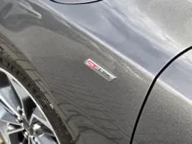 Ford Focus thumbnail 18