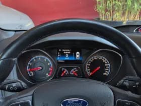 Ford Focus thumbnail 16