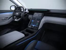 Ford Explorer thumbnail 5