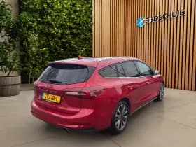 Ford Focus thumbnail 2