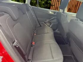 Ford Focus thumbnail 12