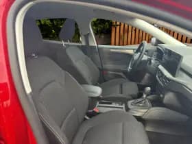 Ford Focus thumbnail 5