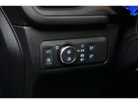 Ford Kuga thumbnail 12