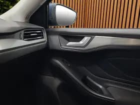 Ford Focus thumbnail 14