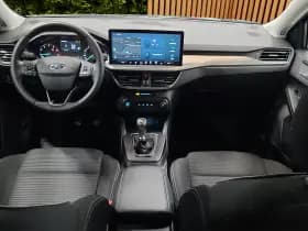 Ford Focus thumbnail 4