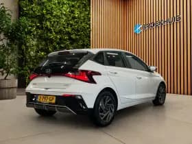 Hyundai i20 thumbnail 2