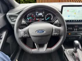Ford Focus thumbnail 11